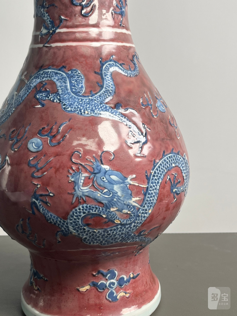 清康熙  青花釉里红堆塑云龙纹琵琶尊 - 图4